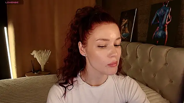 Aria_Mila webcam
