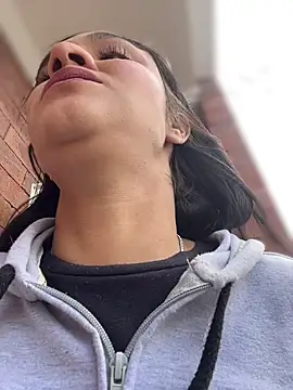 Isabella-Teen