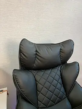 KimEvanss webcam