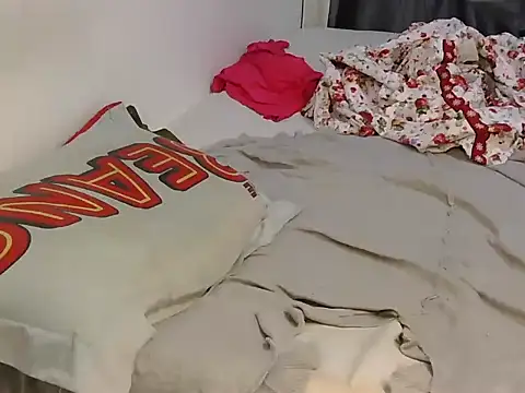 naughtygoddes3 webcam