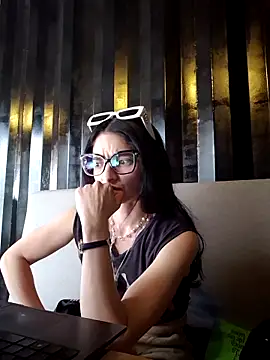 Sam_Sara webcam