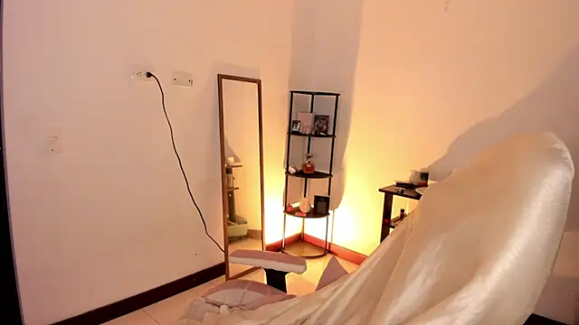 EmaTramel1 webcam