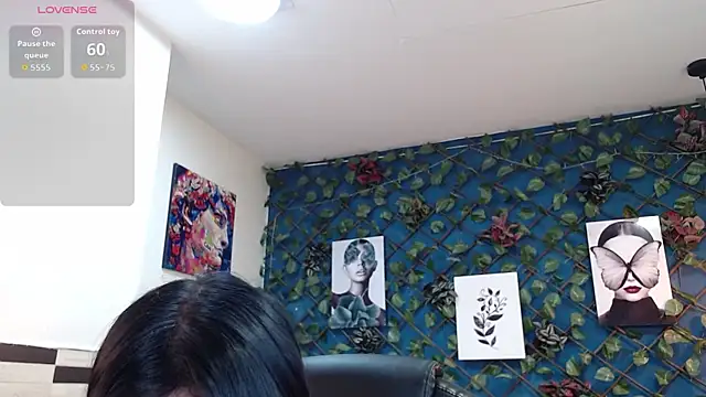 mila_quin webcam