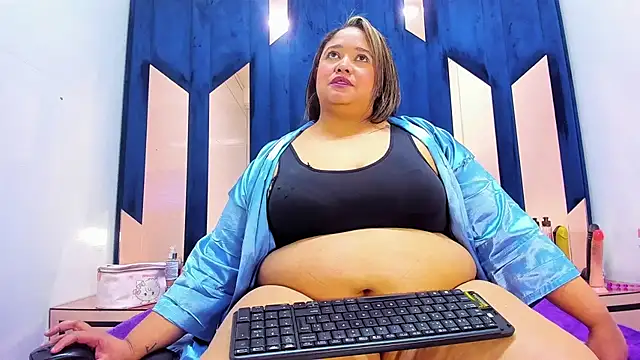 BustyyJuicy_Rs webcam
