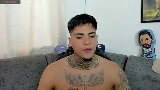 sweetlatinoboy webcam