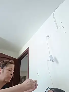 Chiquisexy1 webcam