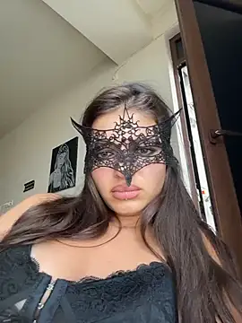 Mia_Cannon webcam