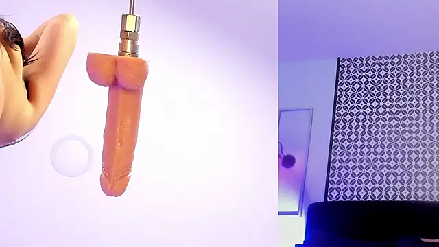 Amber_gold_ webcam