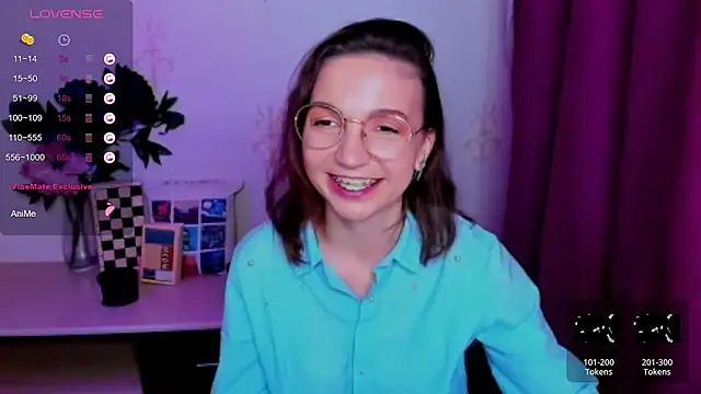 KindHazelHere_ webcam