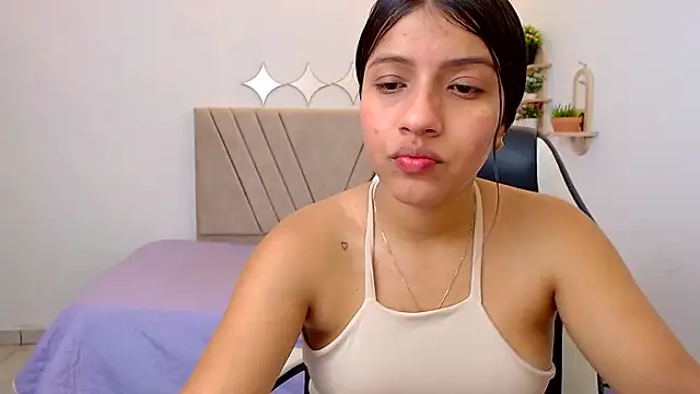 zara_cute - Zara_cute's free webcam - UK Sex Cams