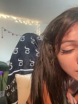 kittybangerangbang (F young) - Cum Before Hubby Comes 💦