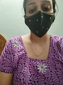 tamil_shalini (F milf) - Lips