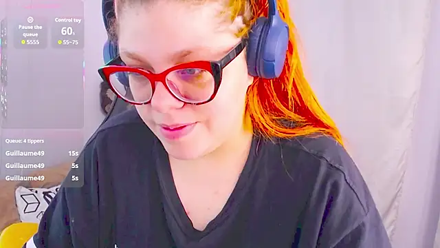 lucie_nicolls webcam