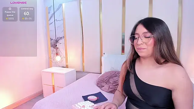 KamilaVegga webcam