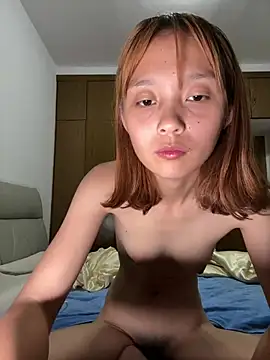 yangyang520-18girl webcam