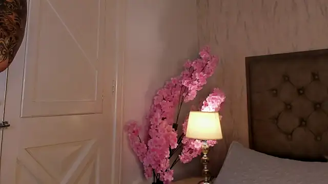 Sienna_brunette webcam