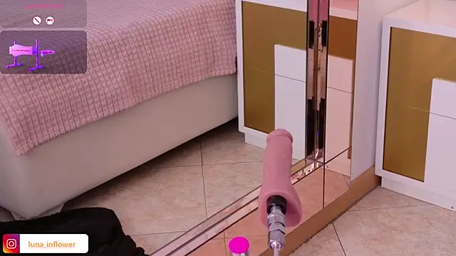 Flor_delunaa webcam