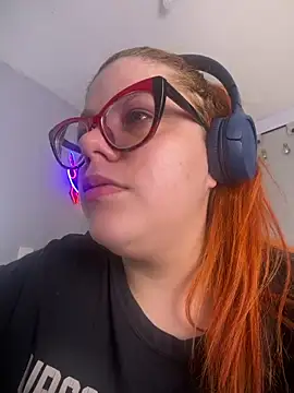lucie_nicolls webcam