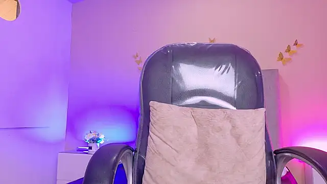 Nascary_Fox webcam