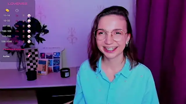 KindHazelHere_ webcam