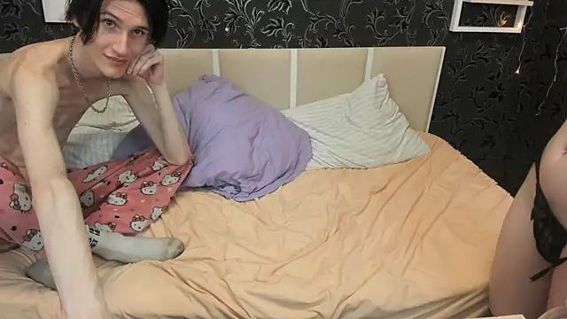 NoriMoore webcam