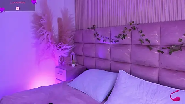 HannaRhodes webcam