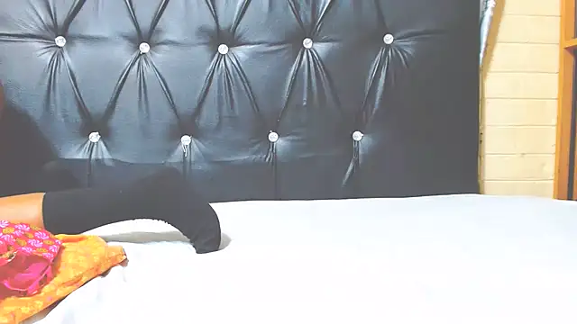 EROTIC_BARBIE28 webcam