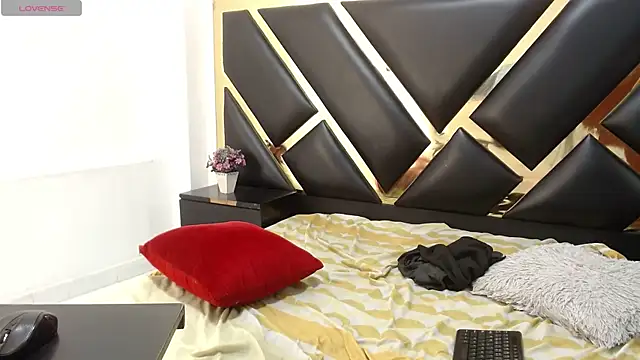 NoahJhonson69 webcam
