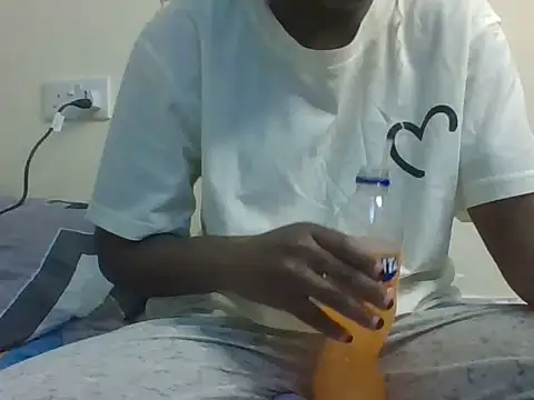 Oyeiyyy webcam