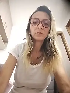 AlanaBrunetteX_X webcam