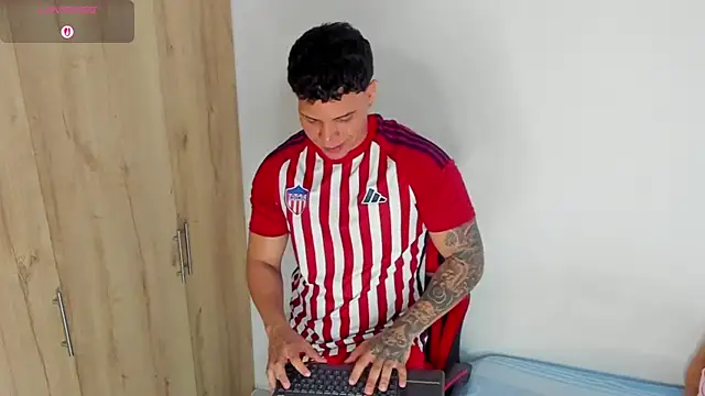 DrakeSmith_ webcam