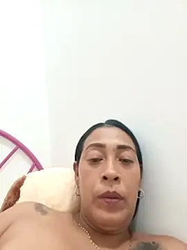 candelahot10 webcam