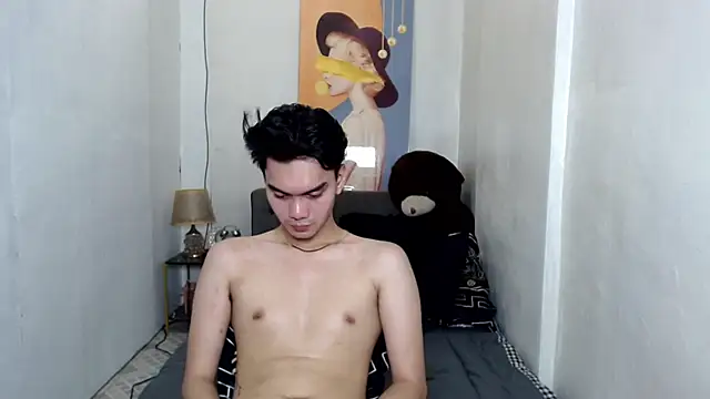 asian_cale webcam