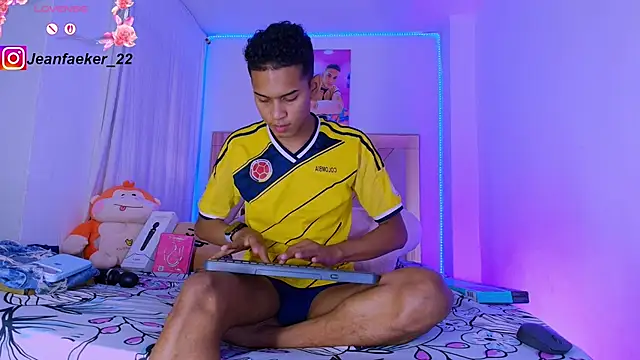 dilan_alfonzo (M twink) - HARD COCK 22 CM
