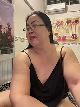 Alinat_ live cam on StripChat