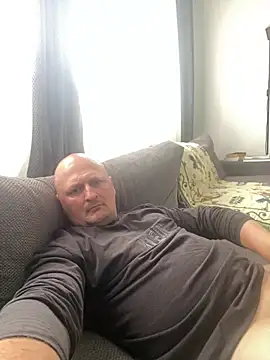 attila120 (Ask my age) - Full naked show my ass