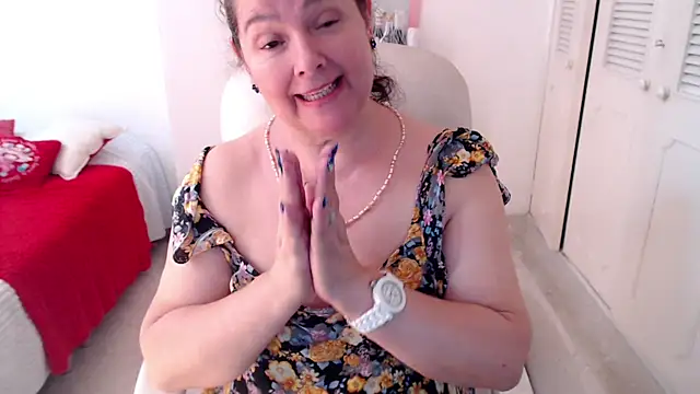 leonela_69 webcam