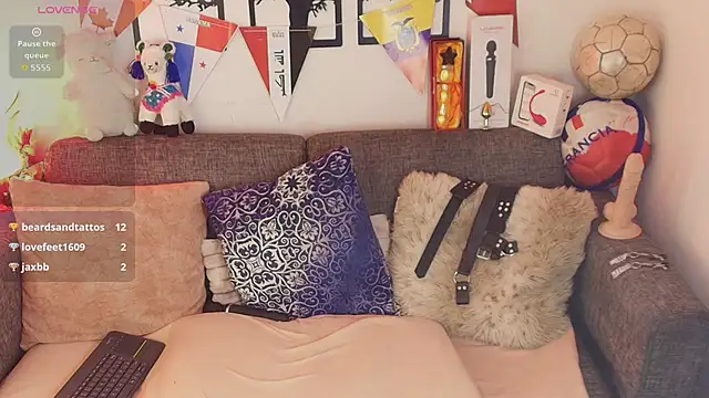 Angelabrowm webcam