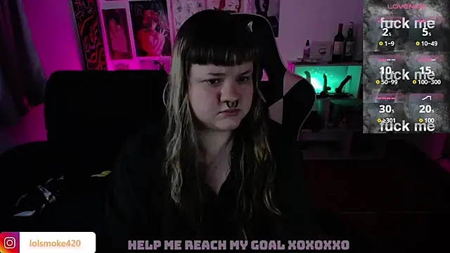 Bdsm_and_fries webcam