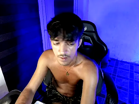 Spicy_RowyCam webcam