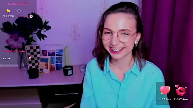 KindHazelHere_ webcam