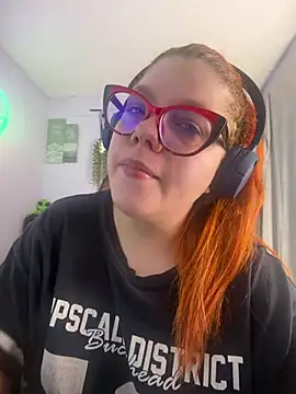 lucie_nicolls webcam