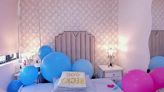 katherine_glow webcam