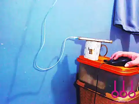 xSEXYHUGECOCKTS webcam