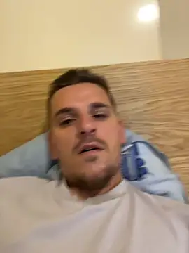 huge_cock22cm - Huge_cock22cm's free webcam - UK Sex Cams