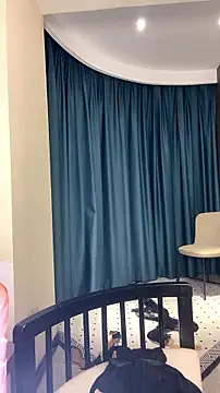 mo-mo-69 webcam