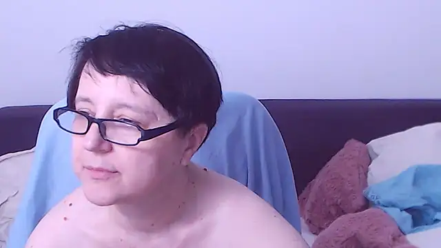 ChristaRose live cam on StripChat