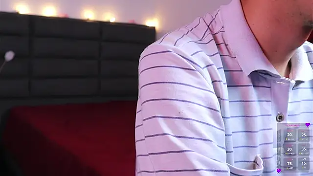 kathieandpovcock1 webcam