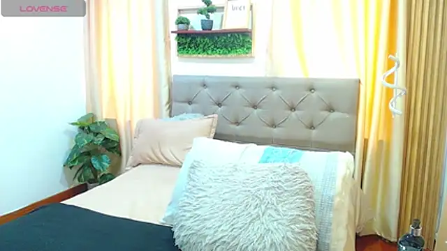 sasi_luna webcam