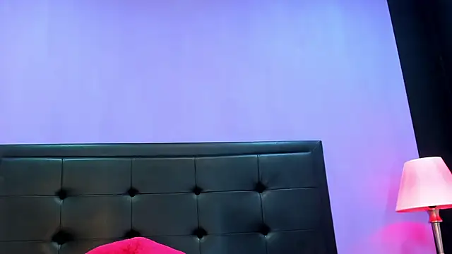 BustyGlow webcam